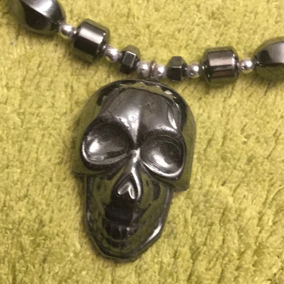 Skull necklace - Picture 2 of 5